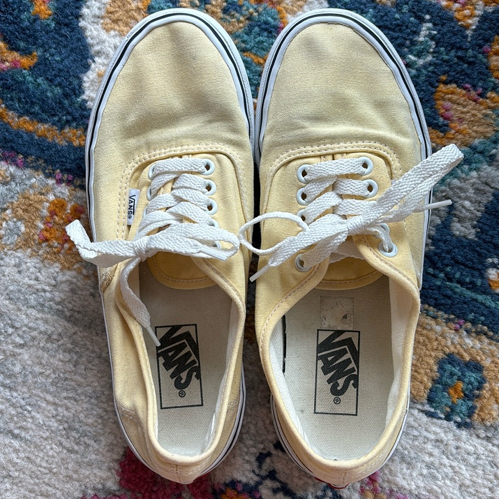 Vans yellow ankle full coverage shoes